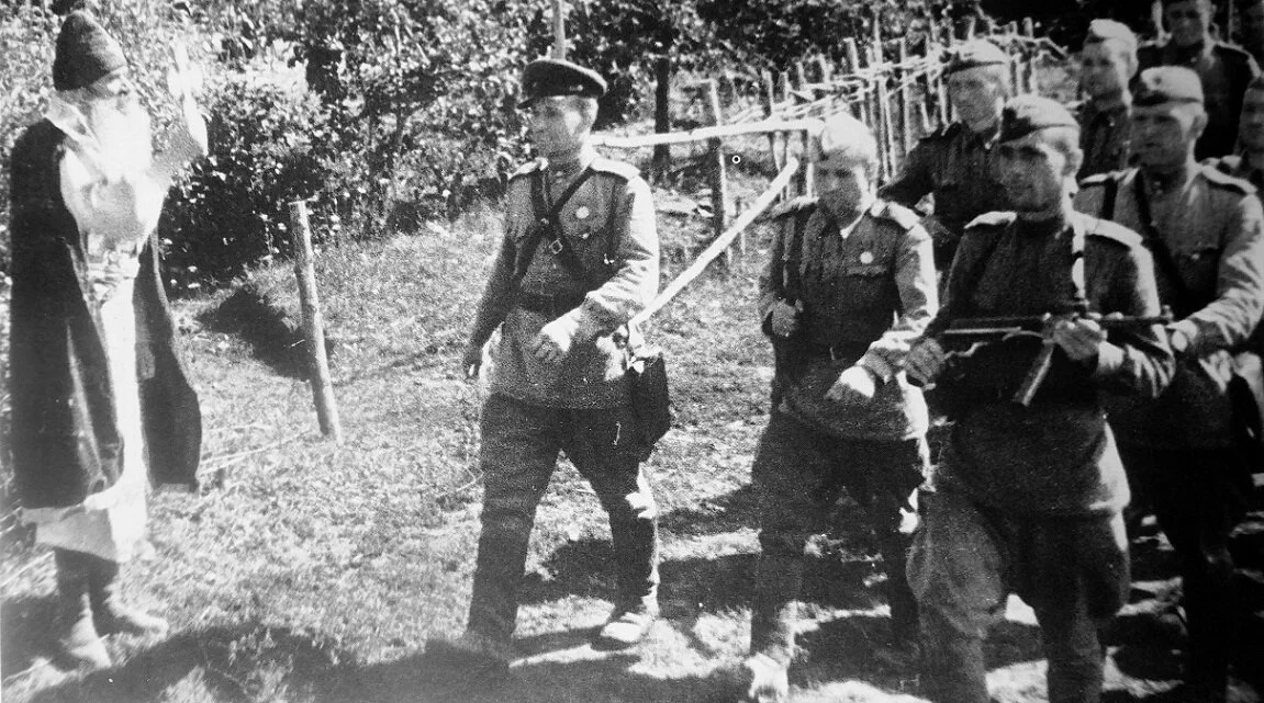 какую икону подарить военному