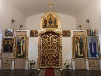 Храмовый иконостас ручной работы — пример наших писаных икон