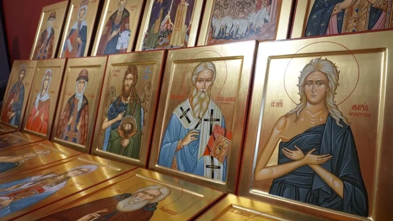 Рукописные православные иконы оптом от производителя Икона Мира