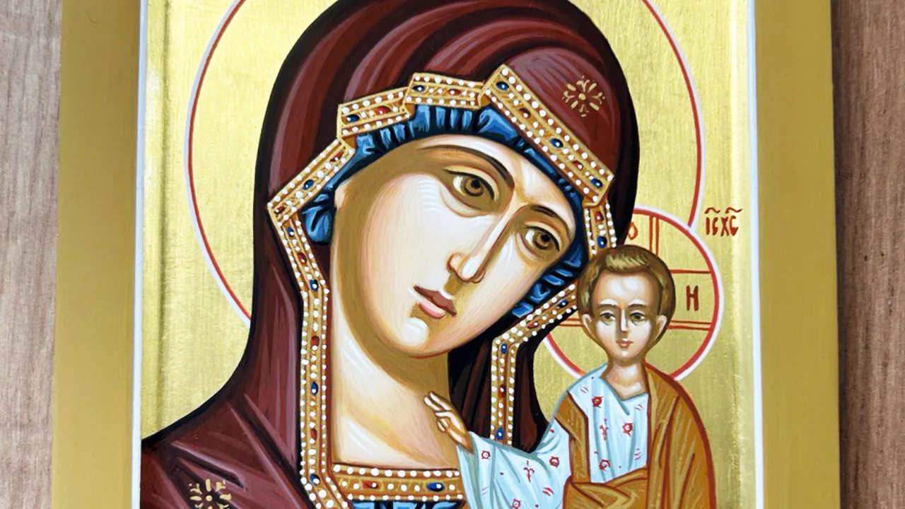 Рукописная икона Богородицы с Младенцем в дар