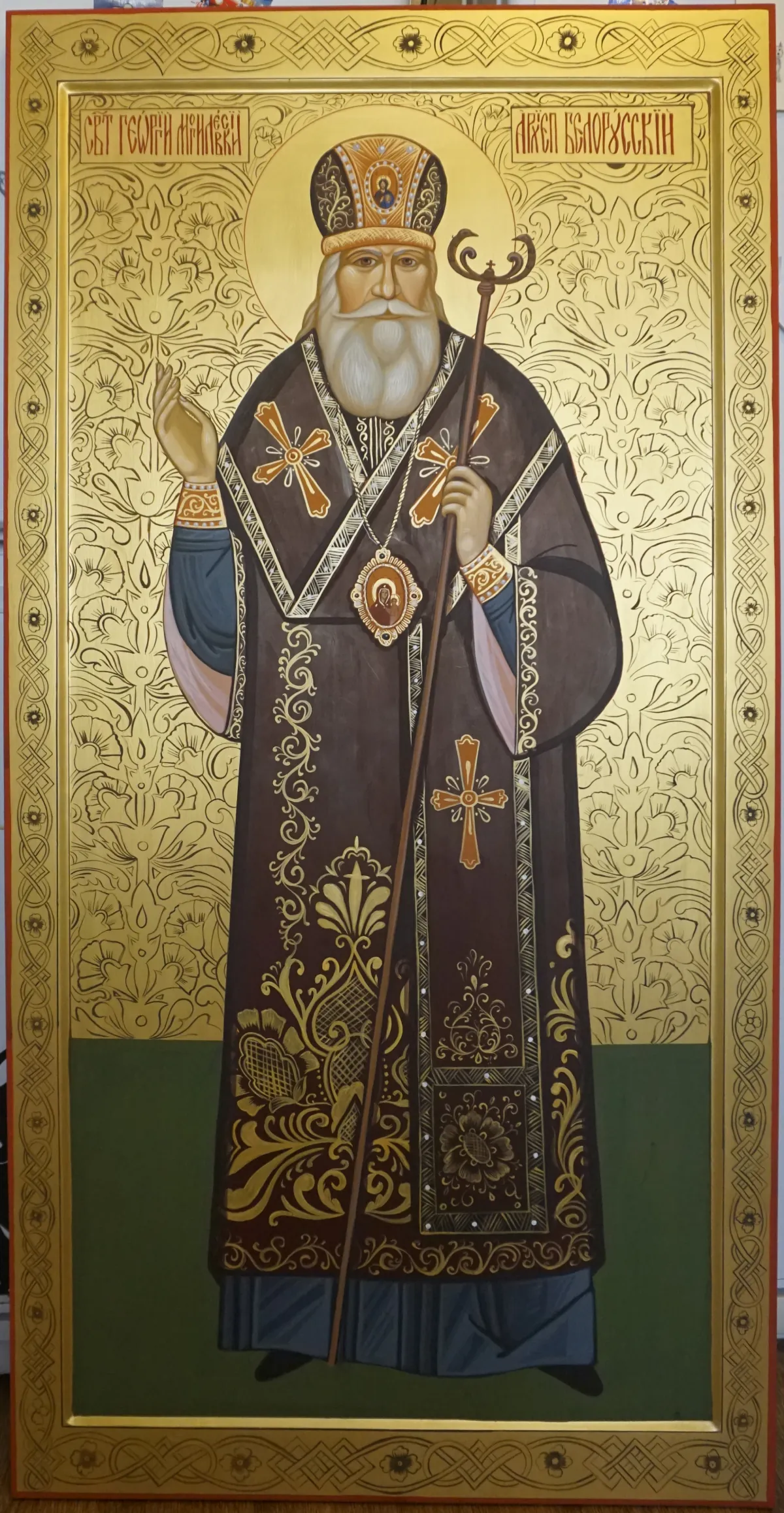 Иконостасные и рукописные иконы для храма — каноническое письмо, 25+ лет опыта, официальная работа – Икона Мира Храмовая рукописная икона Святителя большого формата с золочёным орнаментом