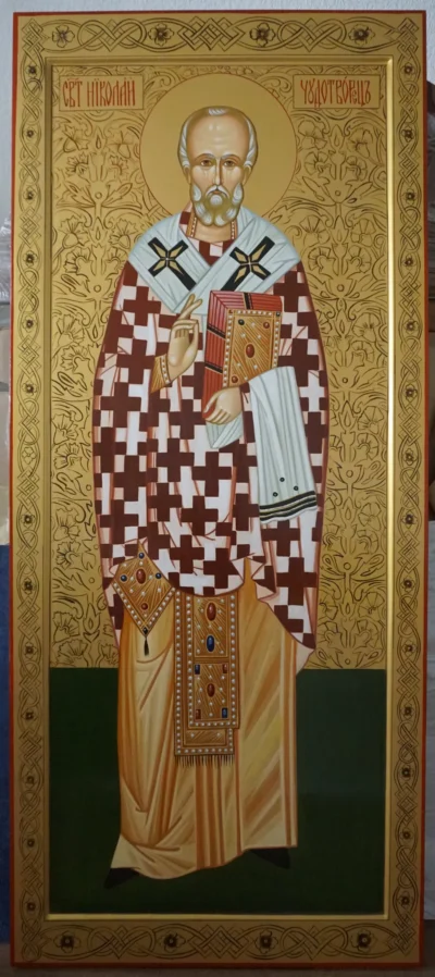Рукописная иконостасная икона Святителя Николая в полный рост с золочёным фоном
